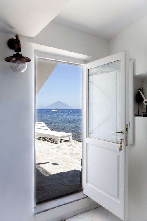 Villa Il Galeone Panarea Kamer foto